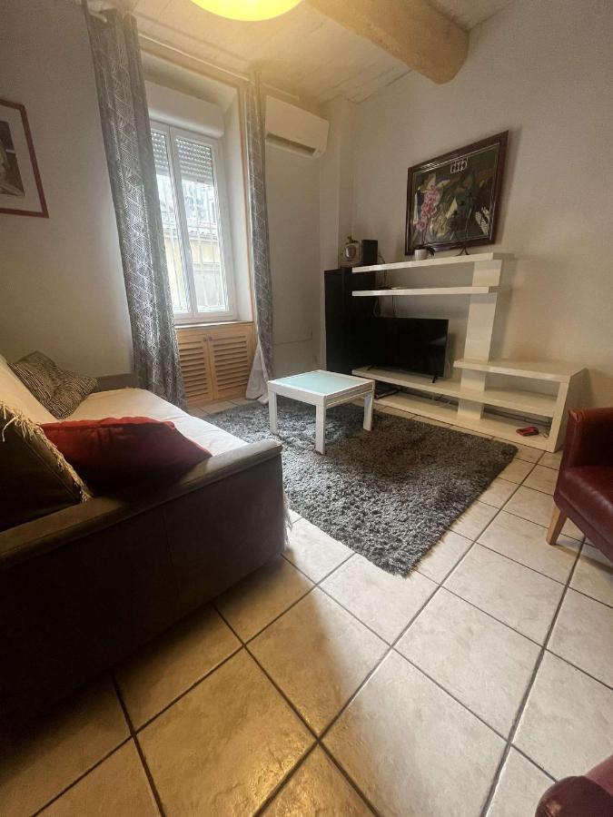L'Atypique Coeur De Ville - Clim Et Parking Nîmes Extérieur photo